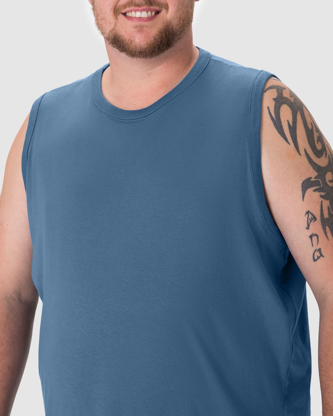 Regata Básica Masculina Plus Size Decote Redondo Alça Larga Em Algodão - Imagem 8