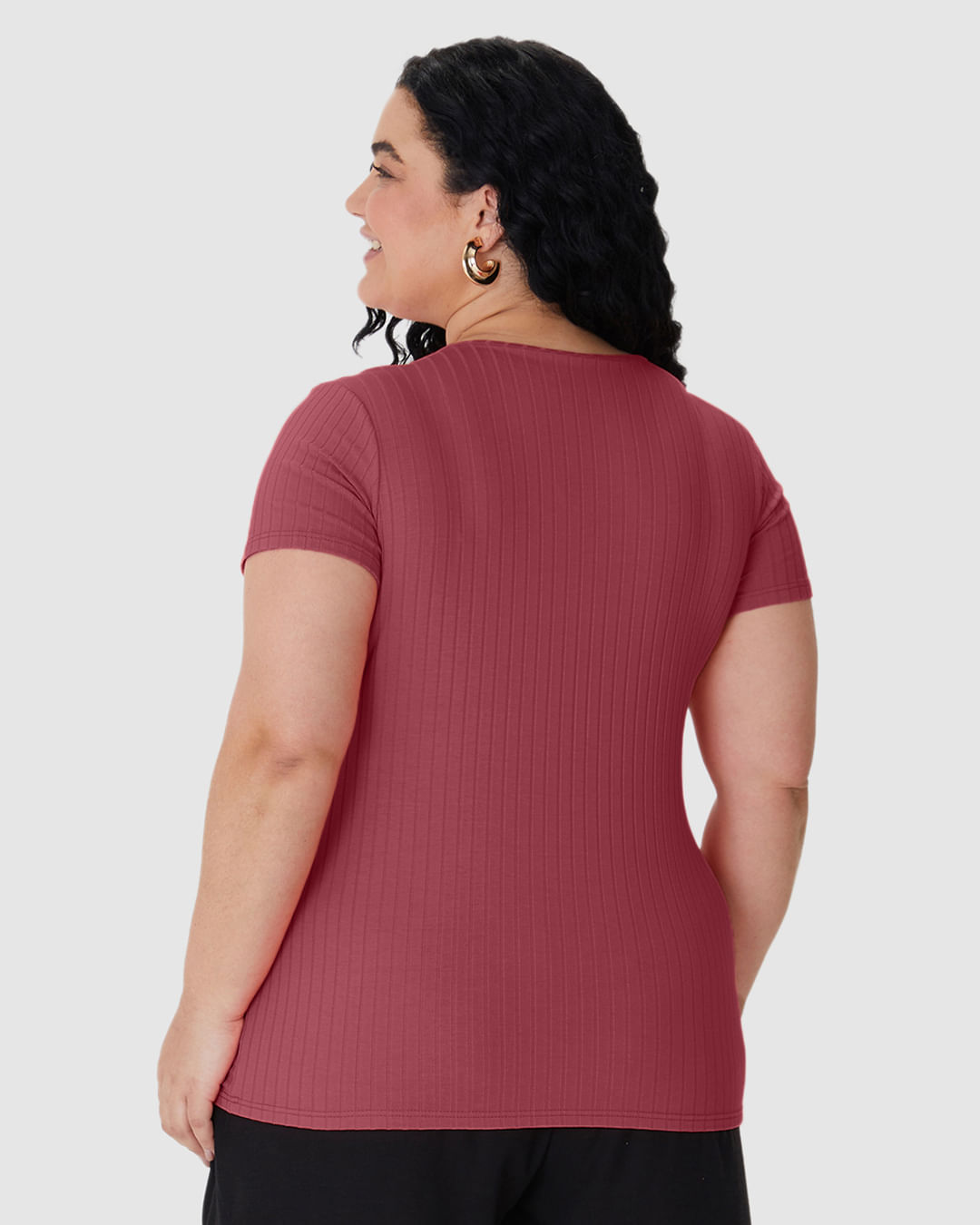 Blusa Básica Feminina Plus Size Decote V Em Canelado De Viscose - Imagem 20