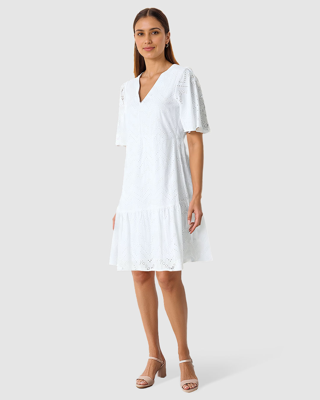 Vestido Feminino Amplo Decote V Em Laise Algodão