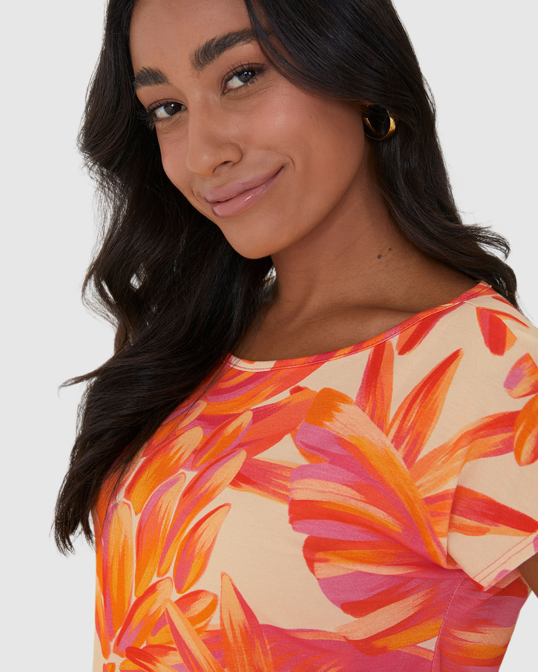 Blusa Feminina Manga Curta Estampa Digital Em Viscose Stretch - Imagem 19