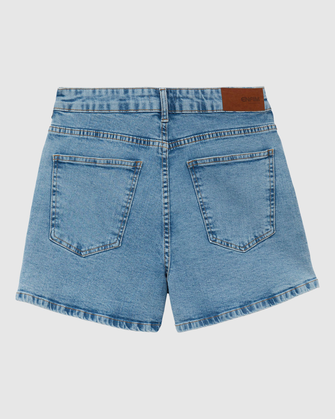 Shorts Feminino Mom Cintura Alta Bolso Funcional Em Jeans Stretch - ENFIM - Imagem 14
