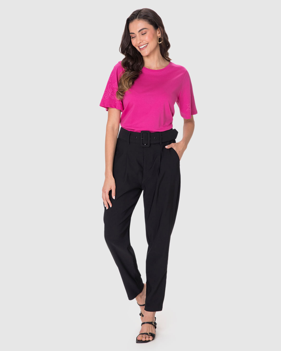 Calça Alfaiataria Feminina Com Cinto E Bolso Lateral