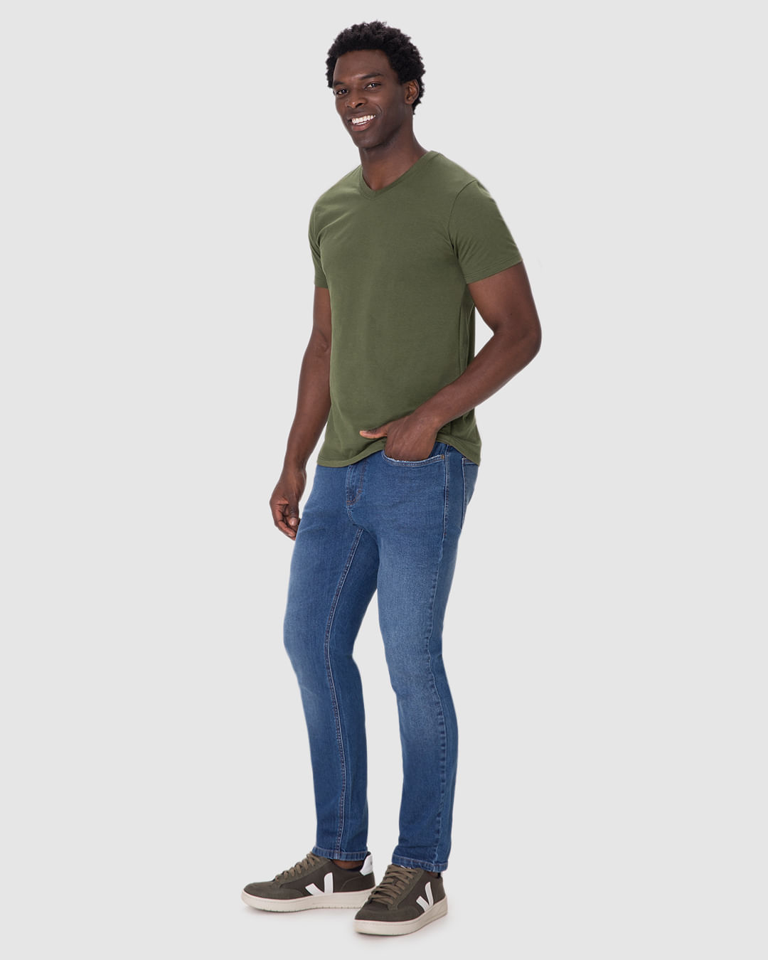 Camiseta Básica Masculina Gola V Em Algodão - Imagem 12