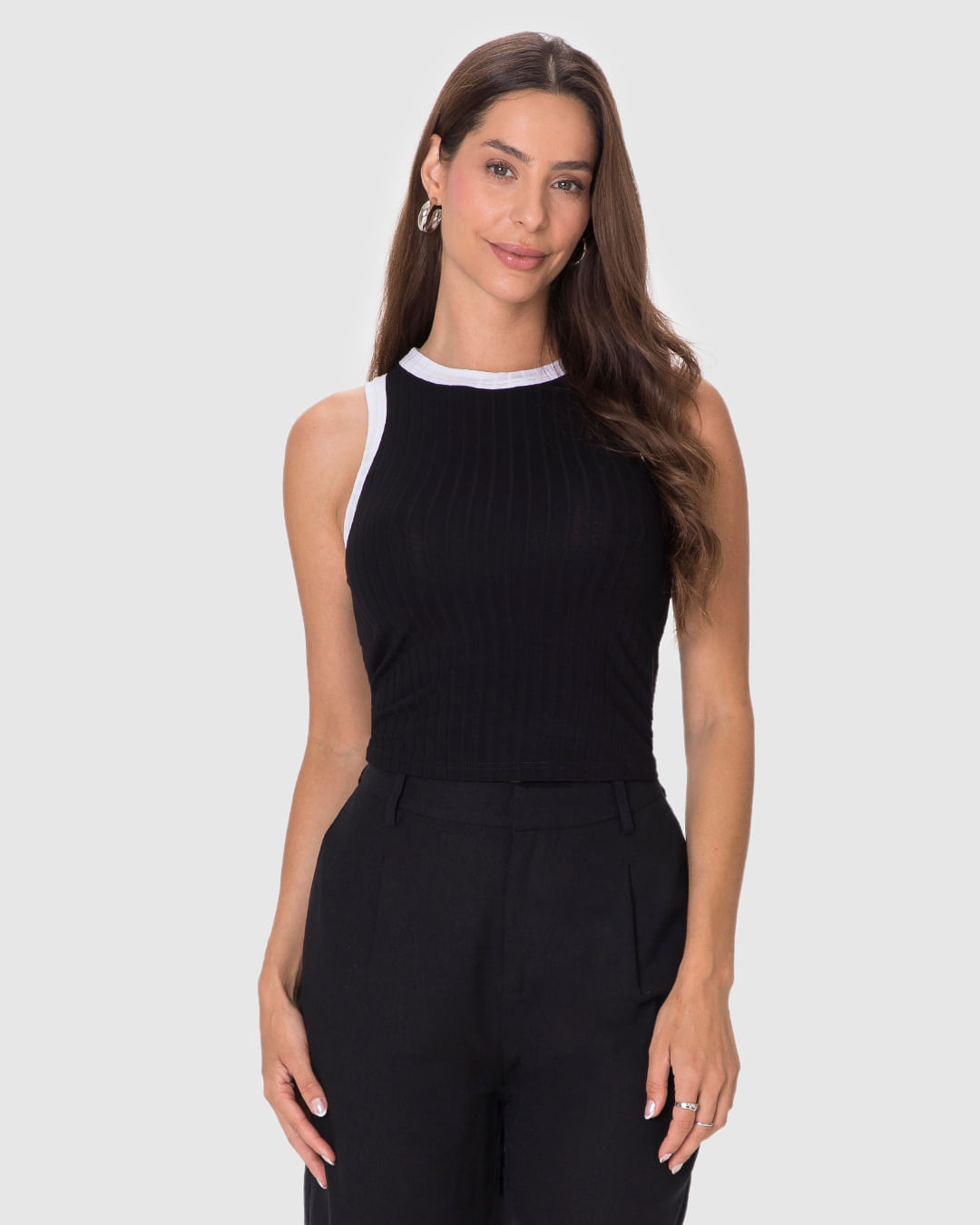 Regata Básica Feminina Long Cropped Em Malha Canelada De Viscose - Imagem 9