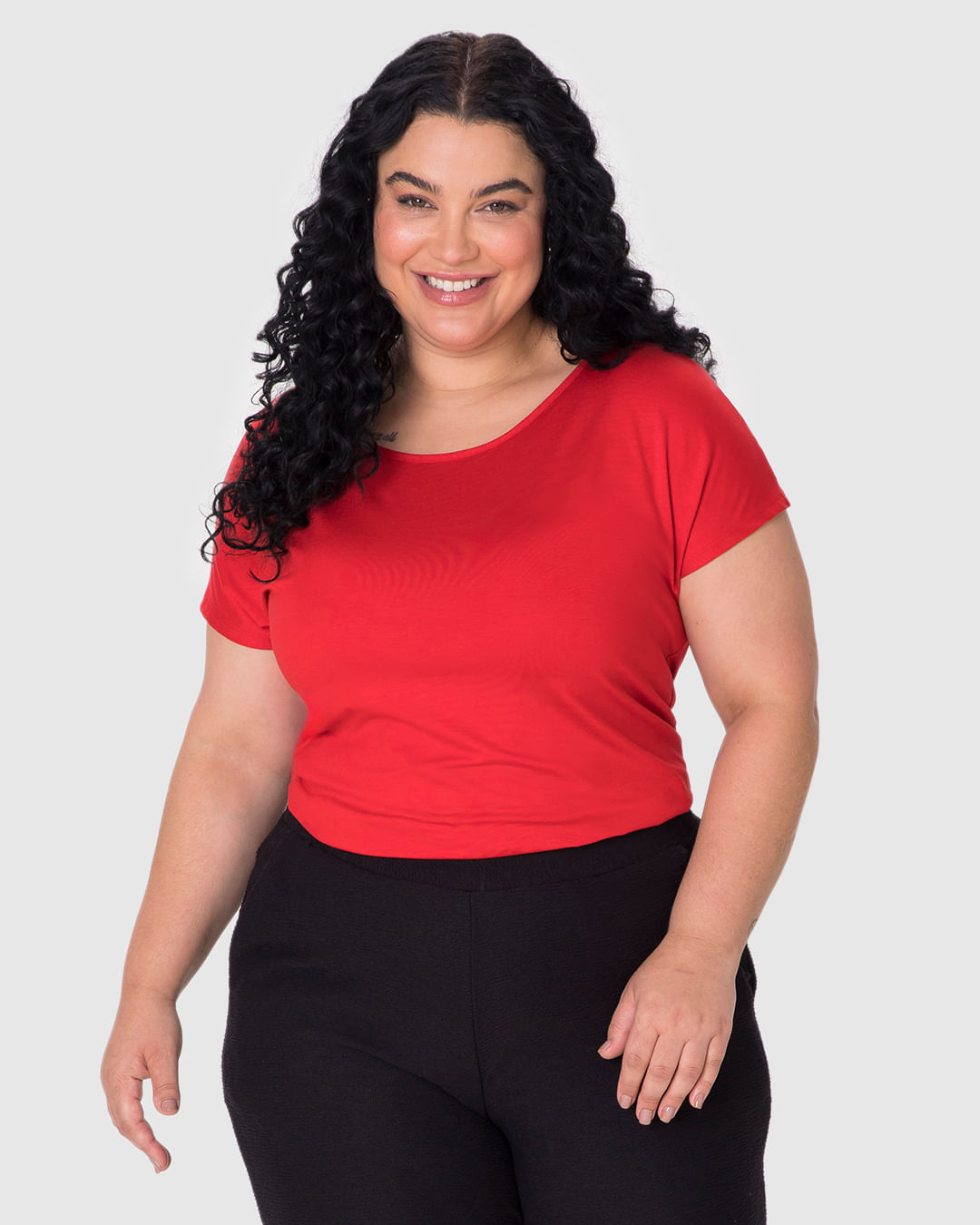 Blusa Básica Feminina Plus Size Manga Japonesa Em Viscose Stretch