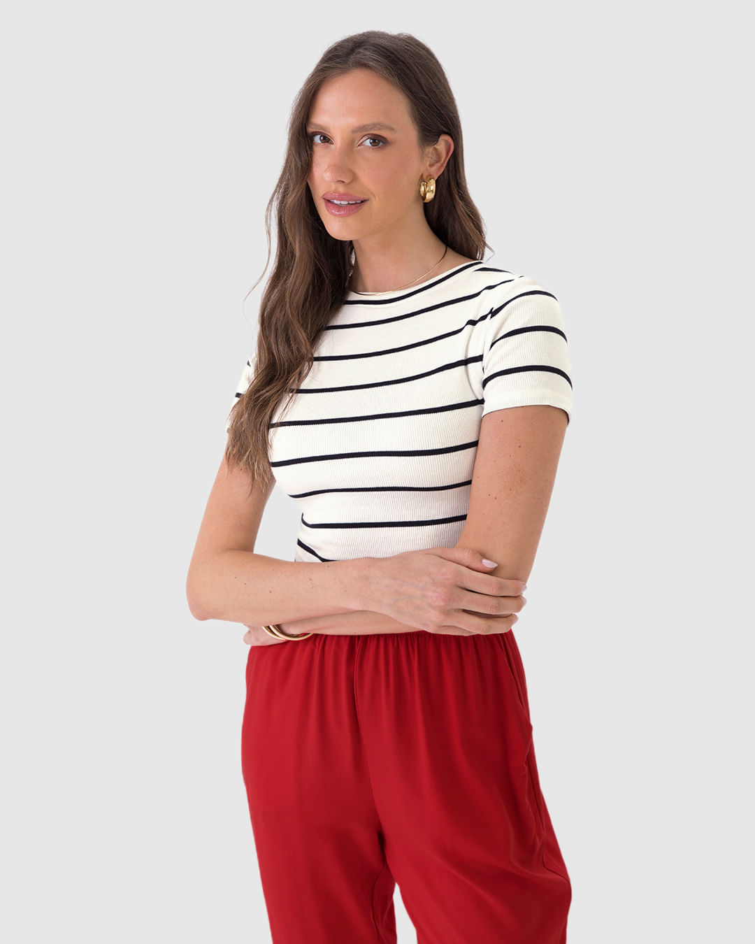 Blusa Básica Feminina Decote Redondo Em Ribana