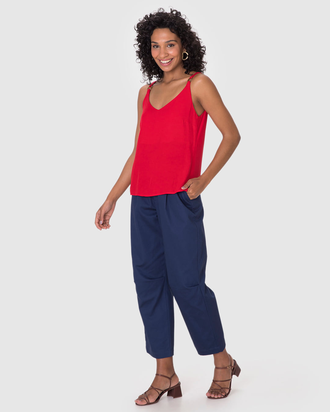 Regata Feminina Reta Decote V Alça Detalhe Argola Em Viscose - Imagem 24