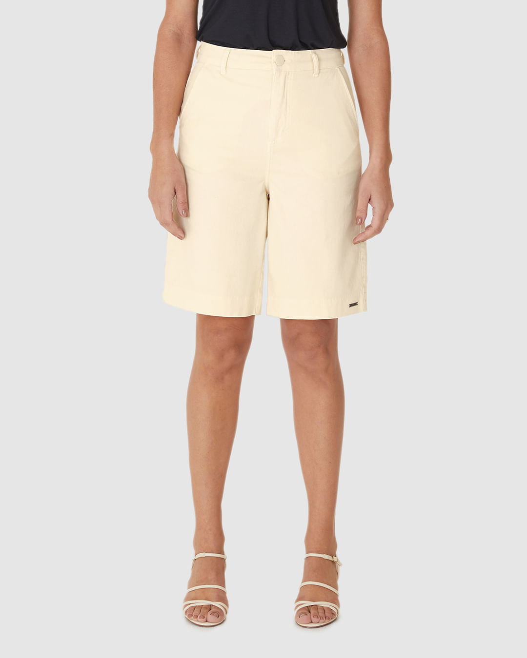 Bermuda Feminina Jorts Cintura Alta Bolso Funcional Em Sarja Com Elastano - Imagem 5