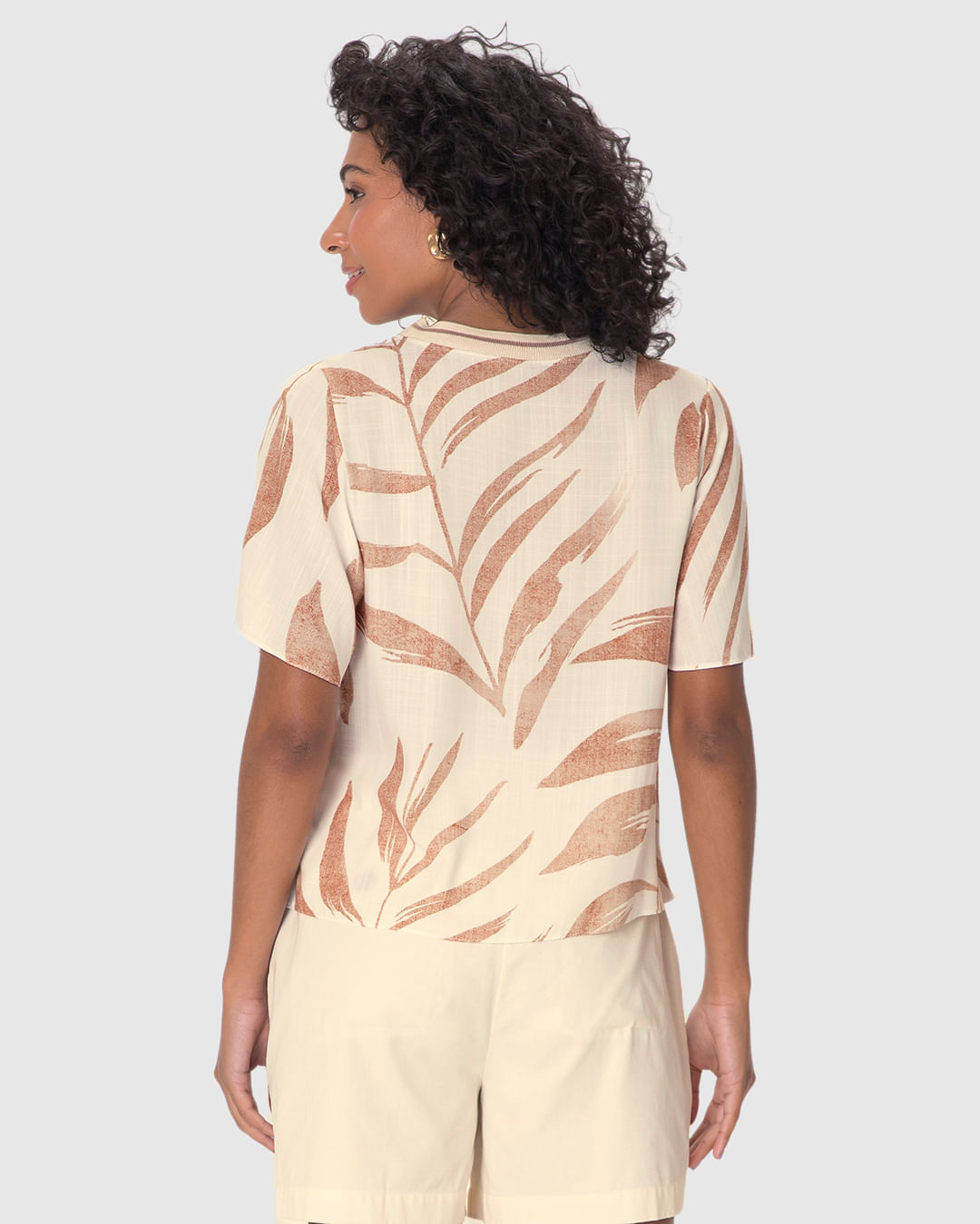 Blusa Ampla Feminina Gola Redonda Retilínea Em Viscolinho Texturizado - Imagem 24