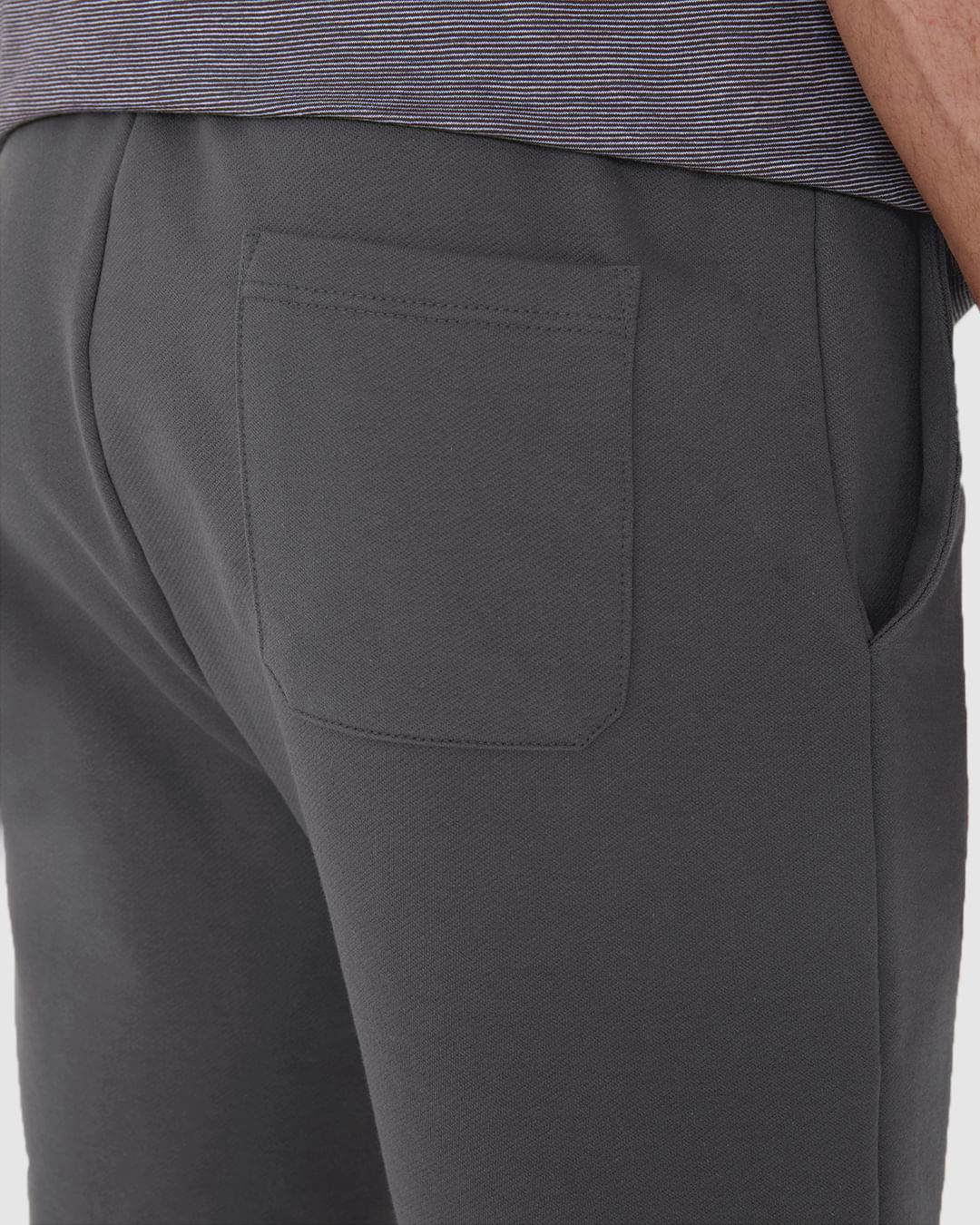 Bermuda Masculina Comfort Cadarço Funcional Em Moletom Sarjado - Imagem 3