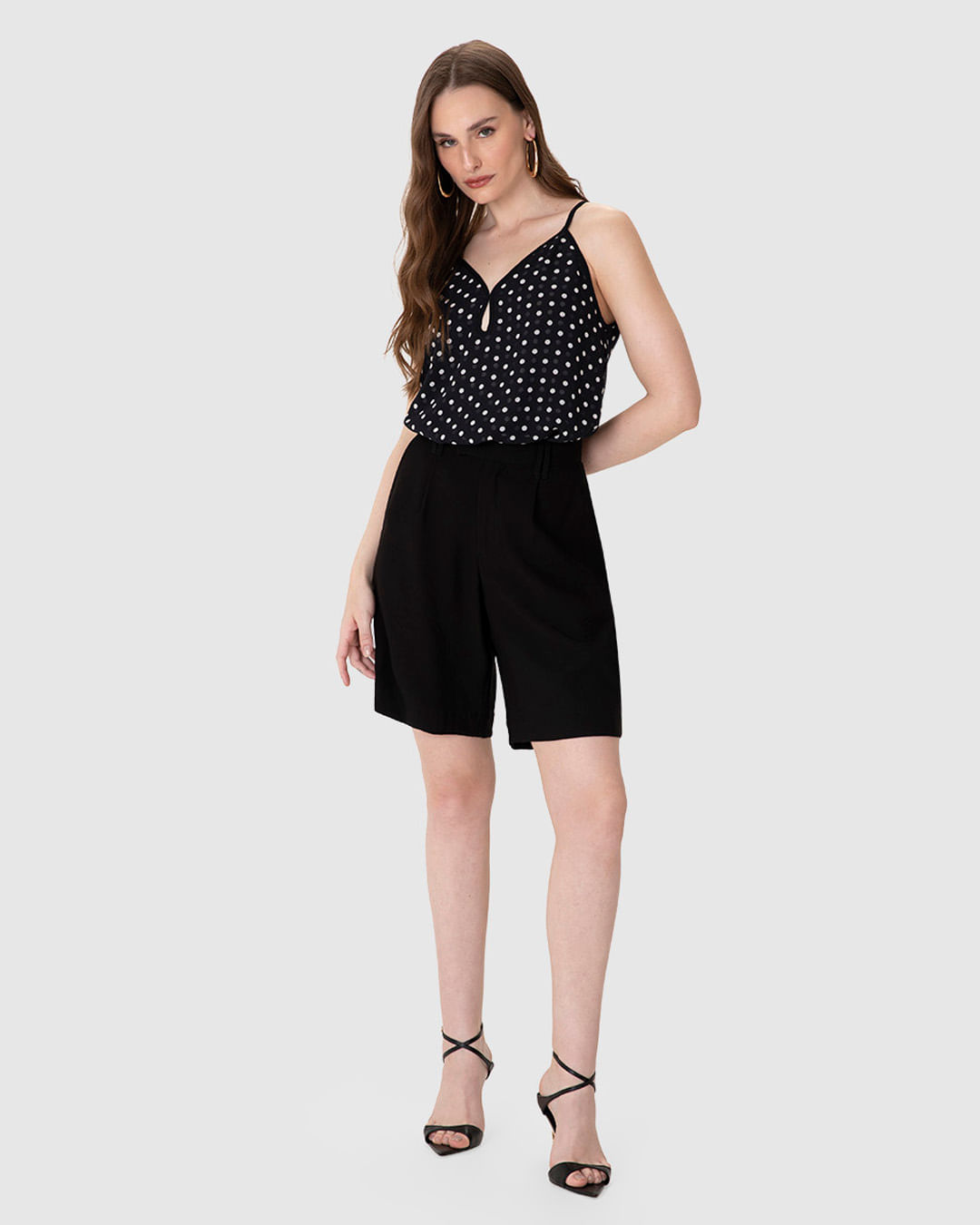 Blusa Feminina Evasê Estampa Poá Alça Fina e Amarração em Chiffon - ENFIM