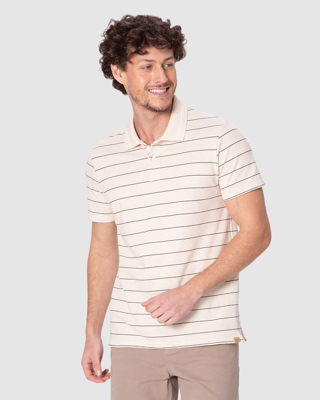 Camisa Polo Masculina Slim Listrada Abertura Lateral em Piquet Linho
