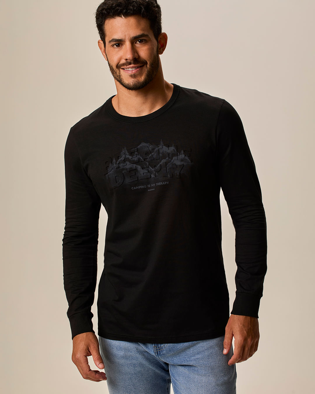 Camiseta Masculina Slim Estampa Alto-Relevo Manga Longa Em Algodão