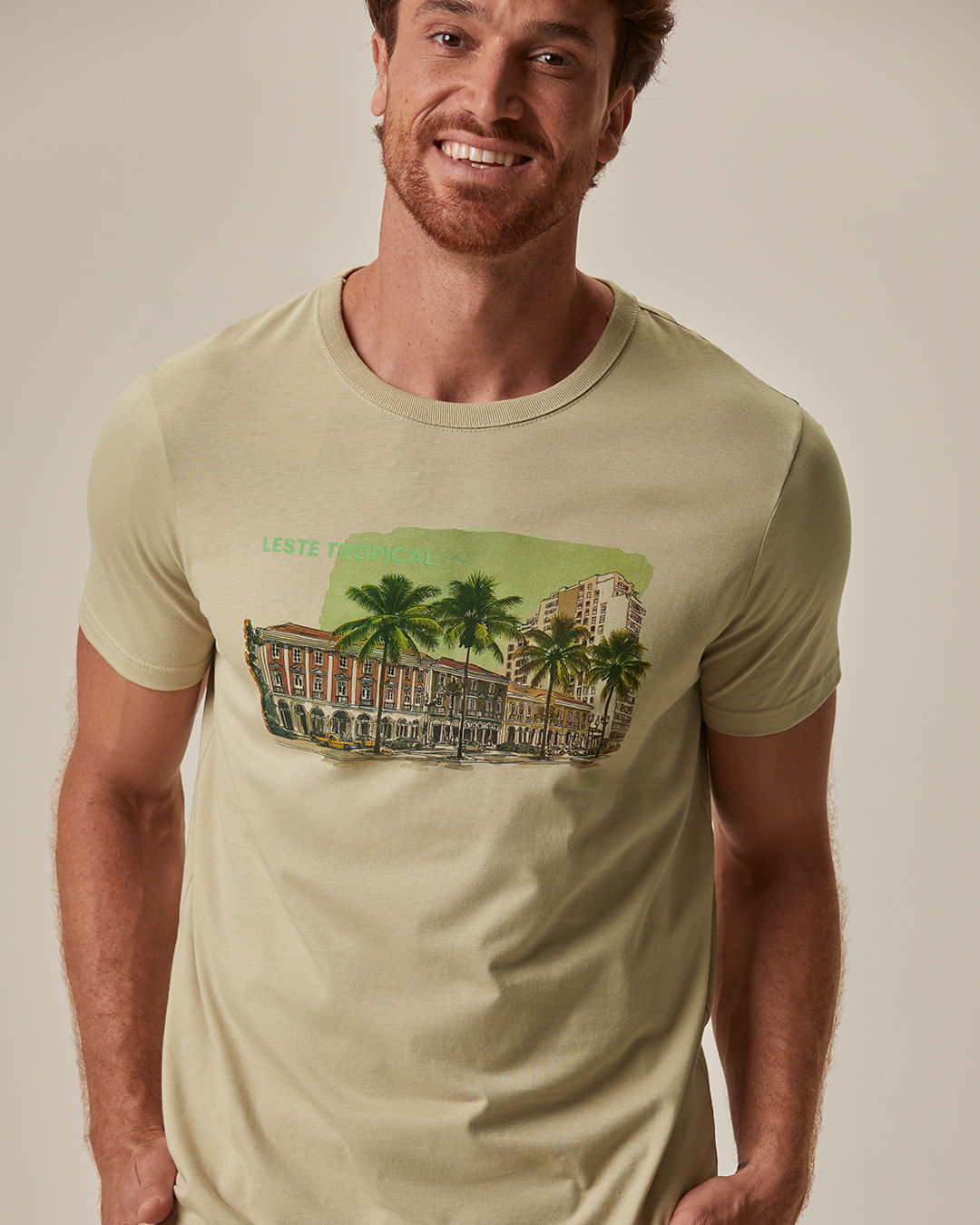 Camiseta Masculina Slim Gola Redonda Manga Curta Estampada em Algodão