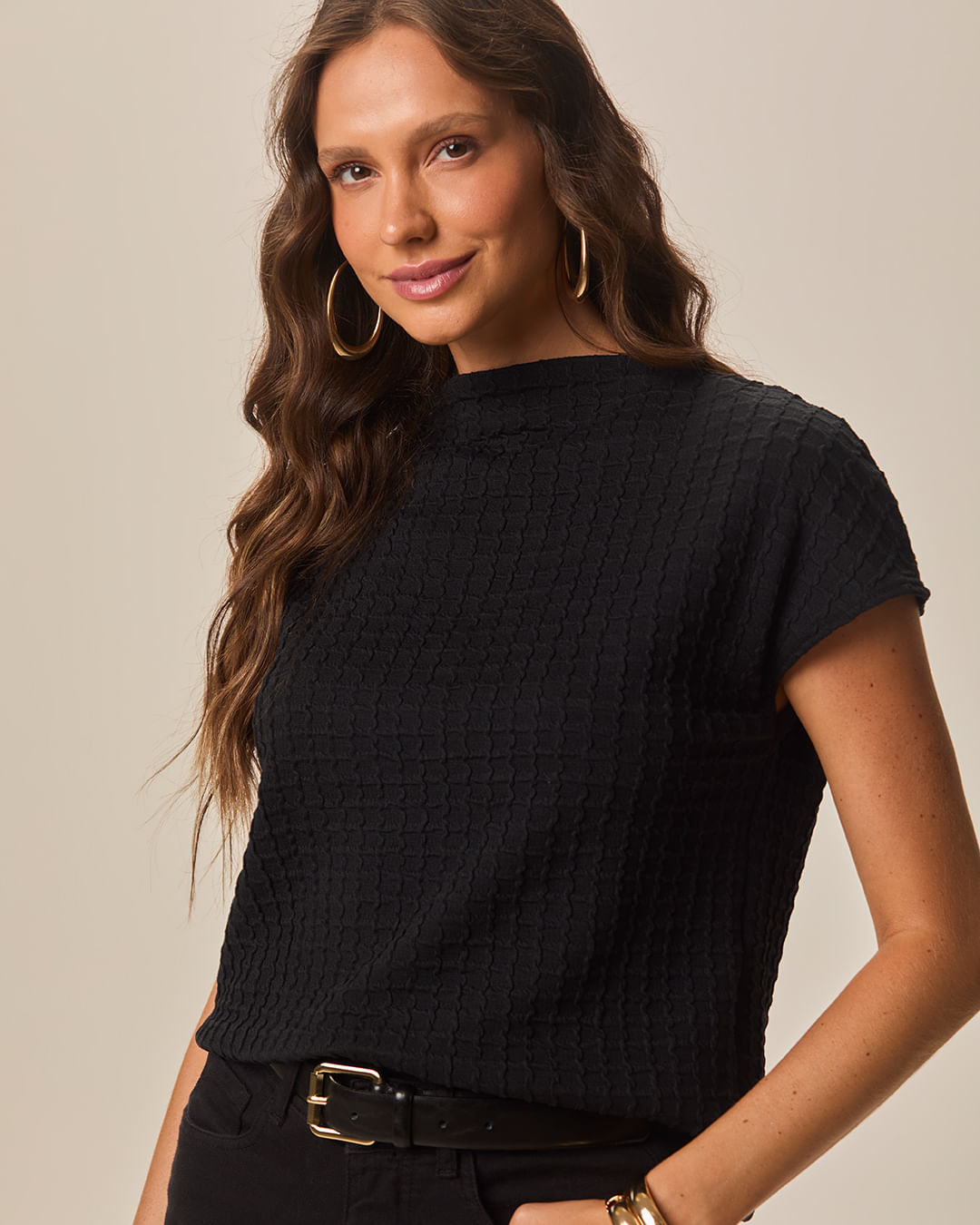 Blusa Ampla Feminina Manga Curta Em Jacquard Texturizado