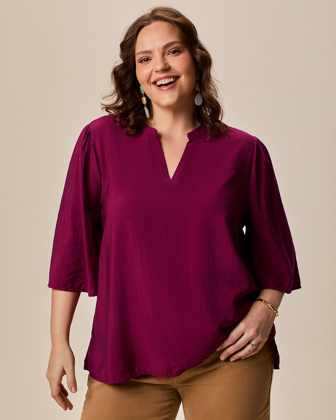Blusa Feminina Plus Size Evasê Manga 7/8 em Viscose Sarjada