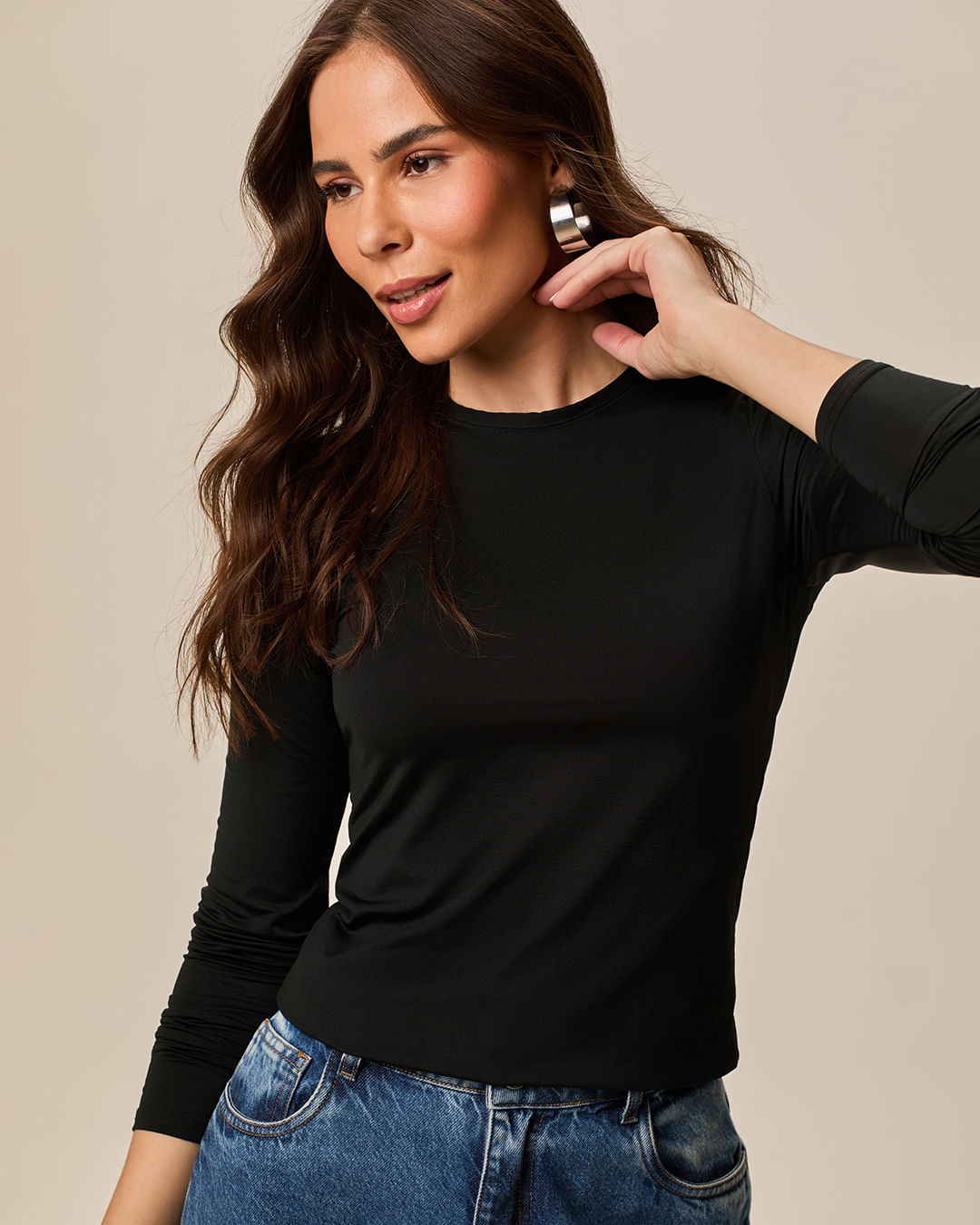 Blusa Básica Feminina Decote Redondo Manga Longa Em Malha Térmica