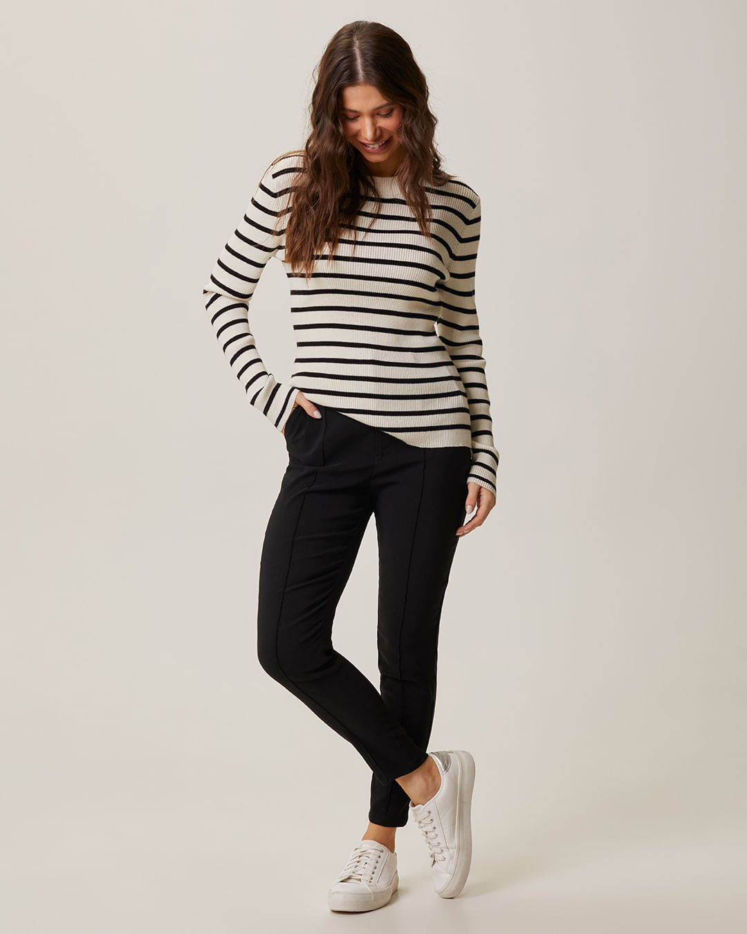 Calça Slim Feminina Alfaiataria Em Viscose Com Elastano - Preto - G