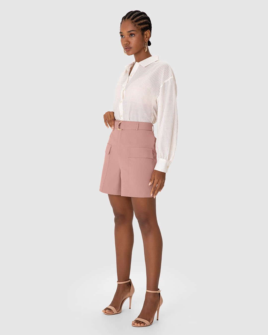 Shorts Feminino Cargo Acompanha Cinto Detalhe Argola em Tecido Crepe - ENFIM