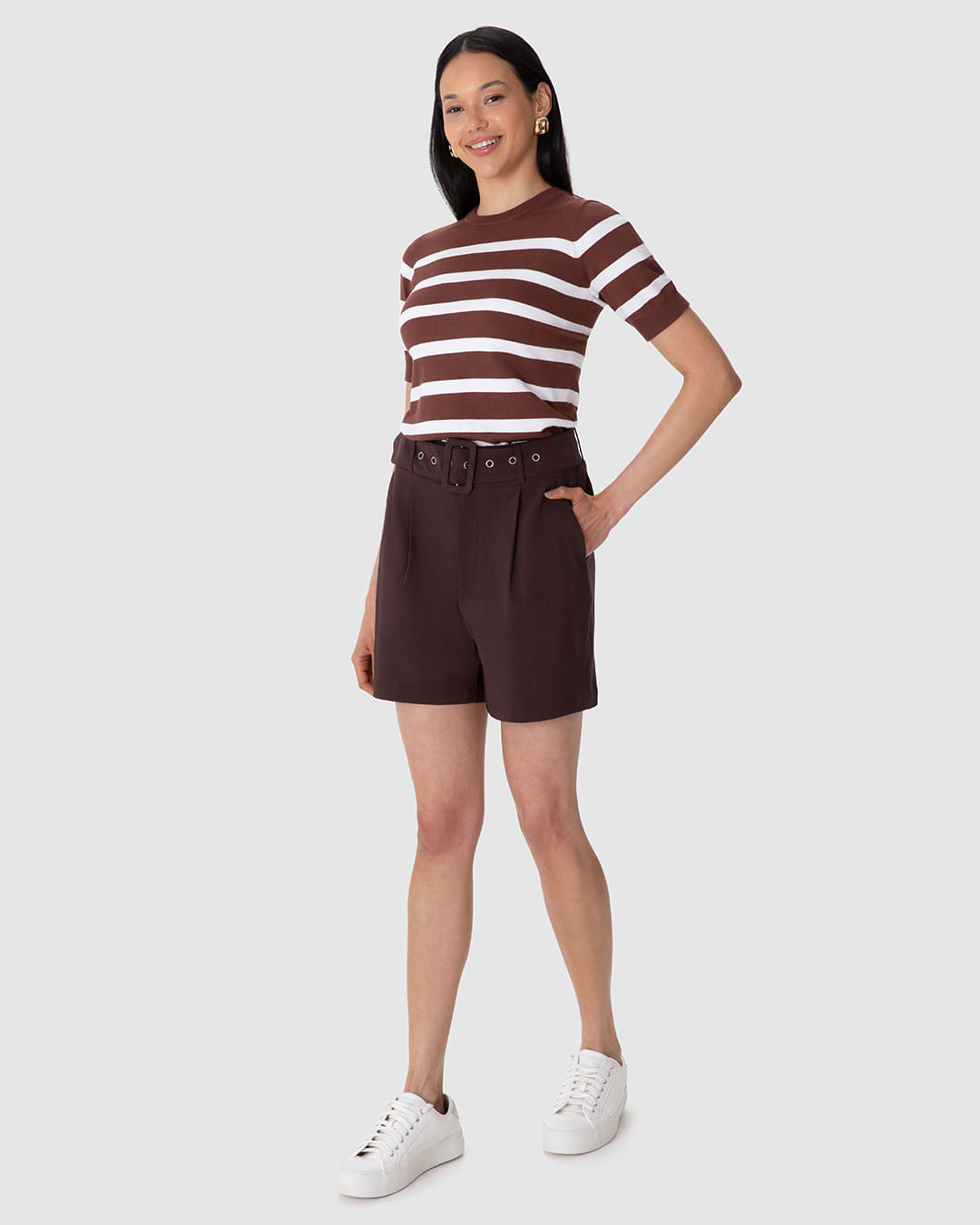 Shorts Alfaiataria Feminino Bolso Funcional e Acompanha Cinto