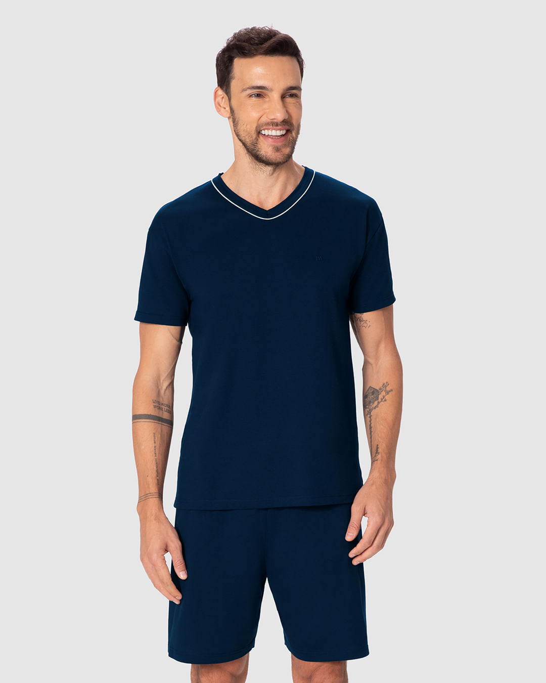 Pijama Curto Masculino Camiseta Decote V Costura Contraste Em Algodão