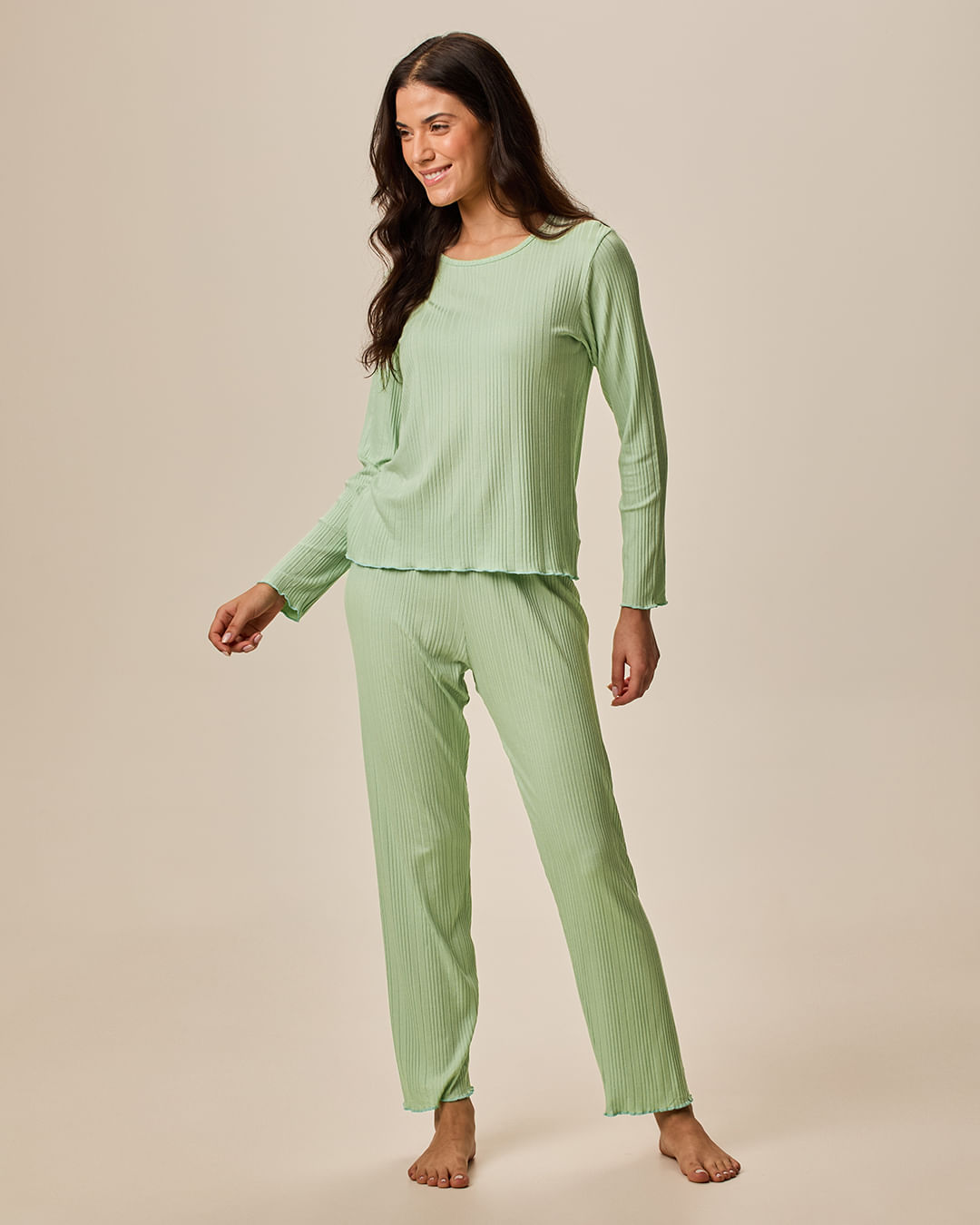 Pijama Longo Feminino Blusa E Calça Reta Em Malha Viscose Canelada
