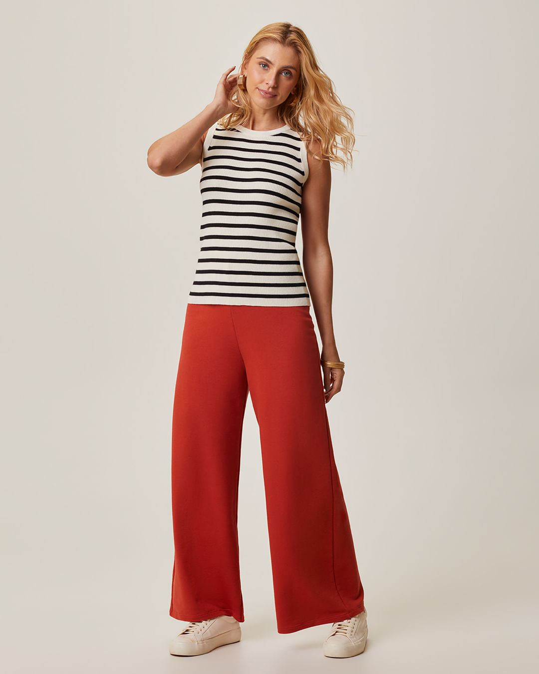 Calça Wide Leg Feminina Em Moletom Linho