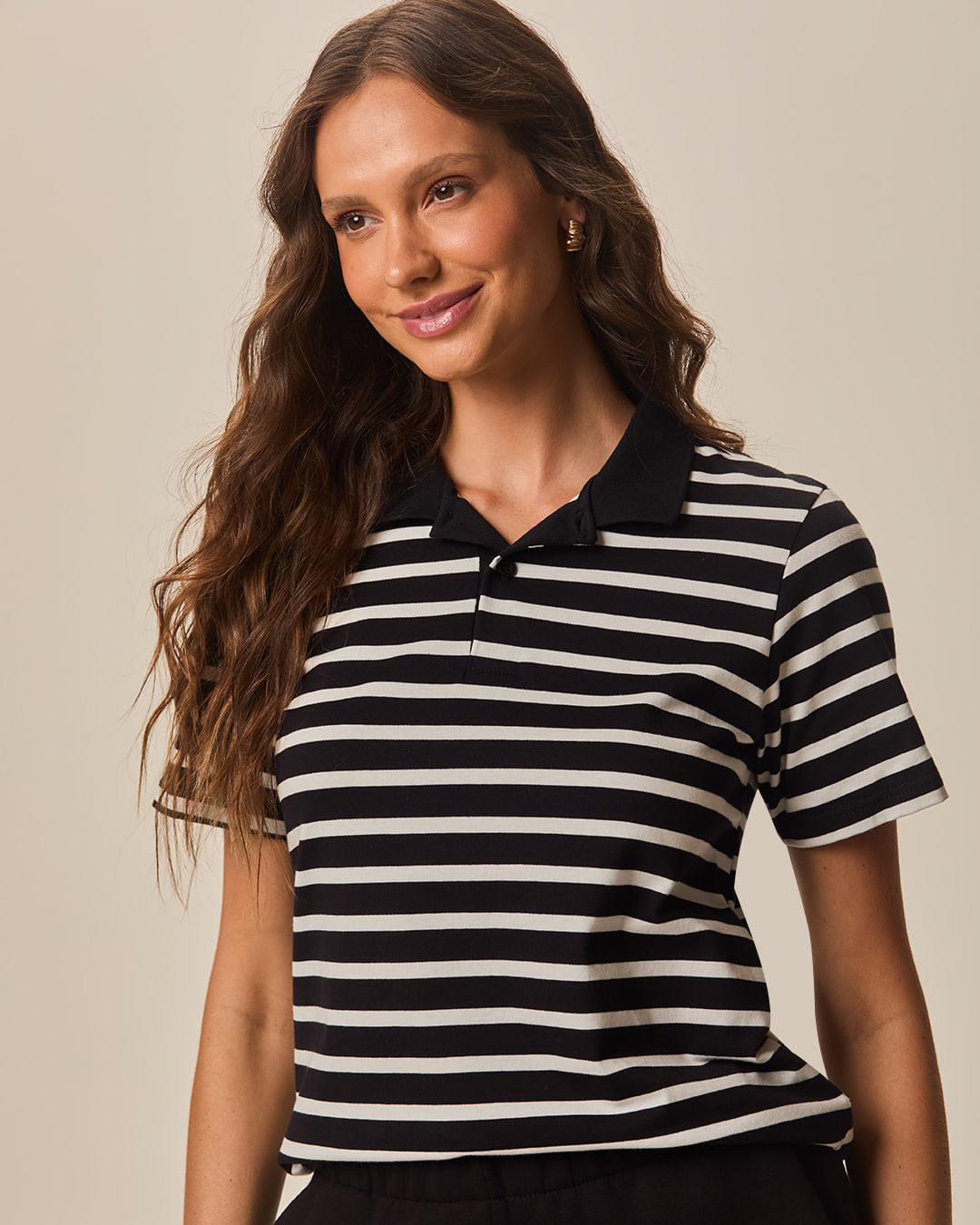 Blusa Polo Feminina Manga Curta Peitilho Frontal Em Algodão Listrado