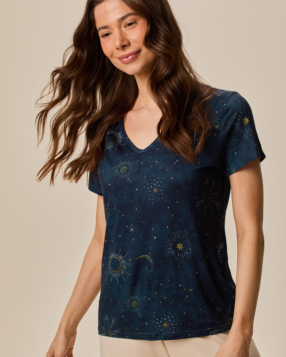 Pijama Curto Feminino Blusa Estampada E Shorts Meia Coxa Em Viscose Stretch