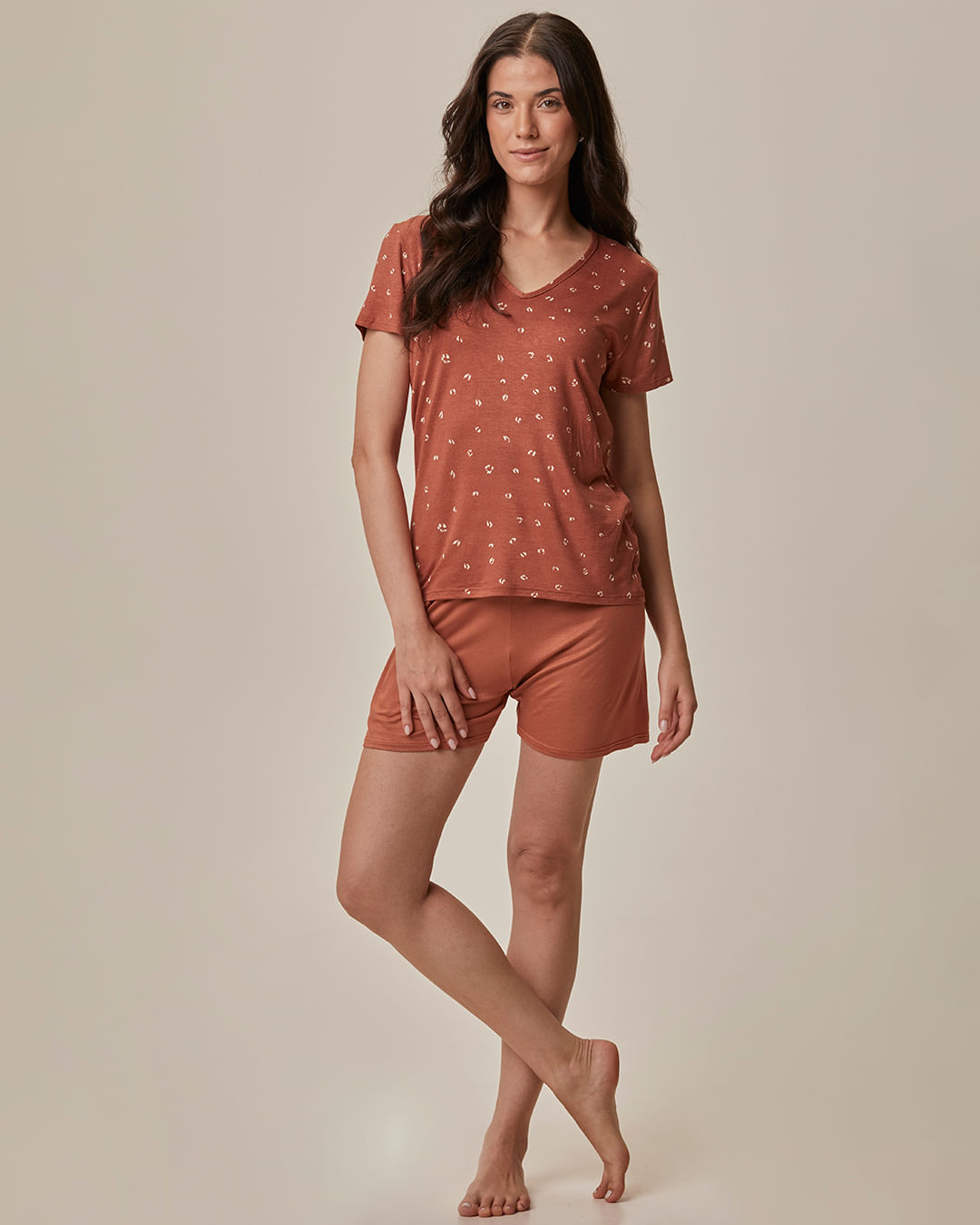 Pijama Curto Feminino Blusa Estampada e Shorts Meia Coxa em Viscose Stretch