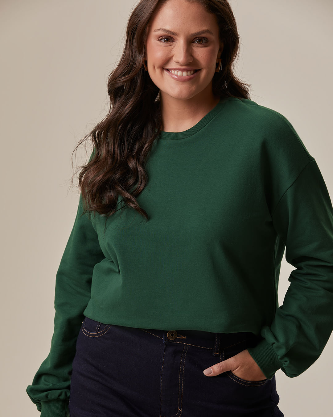 Blusão Básico Feminino Plus Size Decote Redondo Em Moletom Stretch Flanelado - Verde - G1
