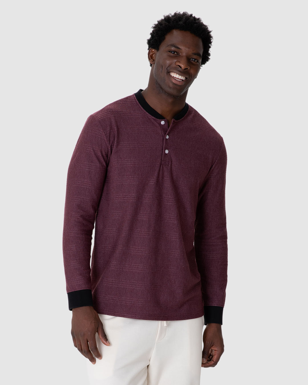 Camiseta Masculina Peitilho Frontal Manga Longa Em Moletinho Texturizado