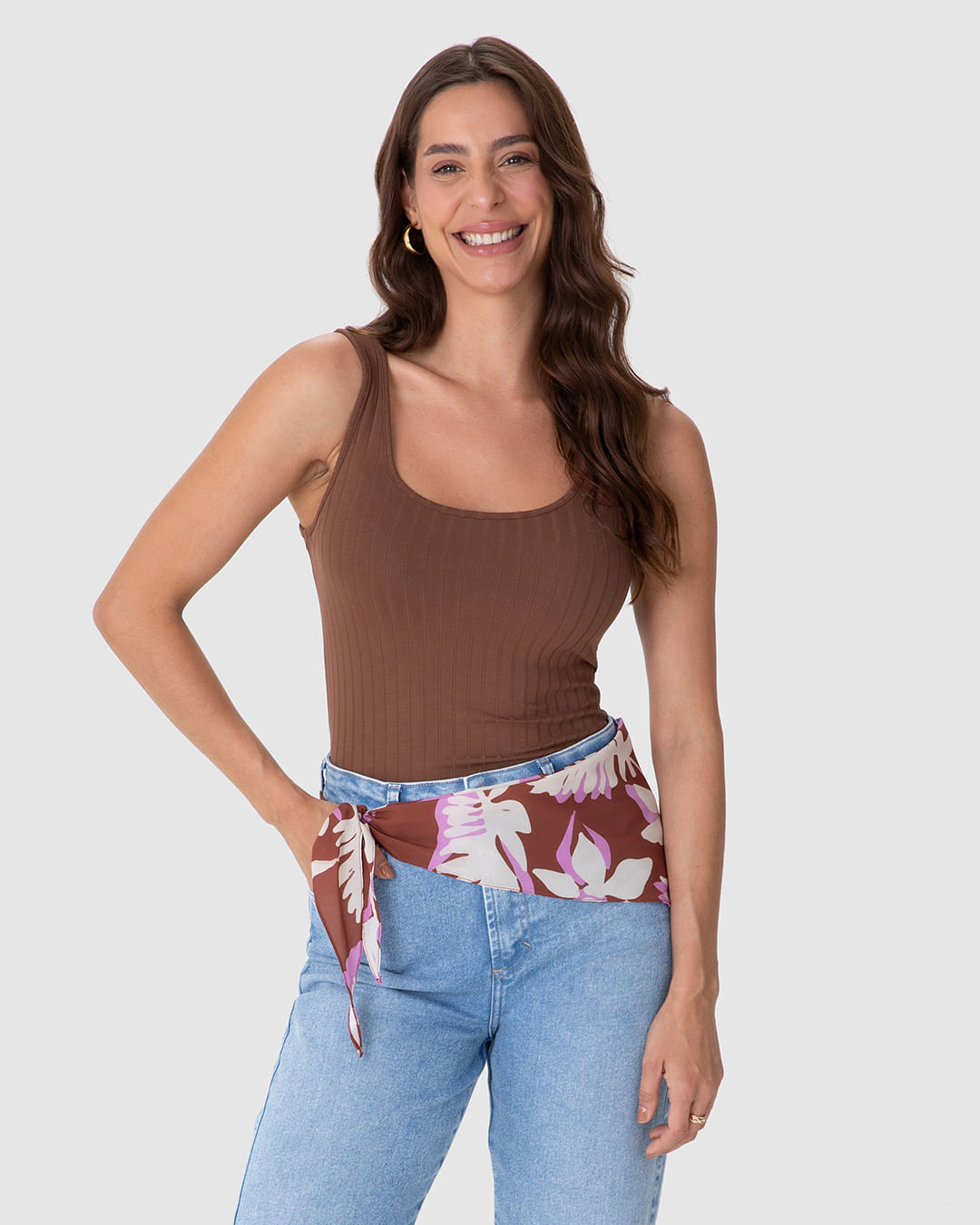 Regata Básica Feminina Decote U Em Canelado De Viscose