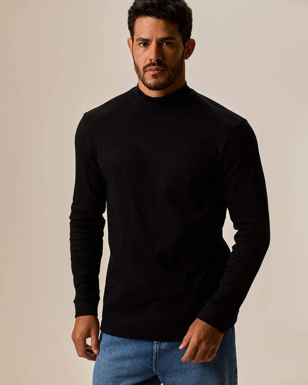 Camiseta Básica Masculina Gola Alta Em Ribana
