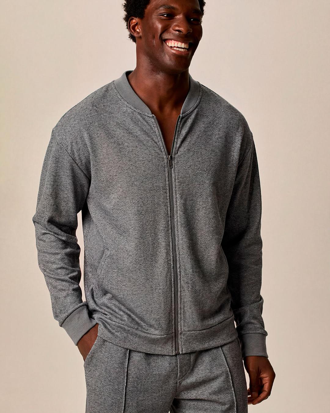 Jaqueta Masculina Abertura Zíper Bolso Funcional em Malha Jacquard Texturizado