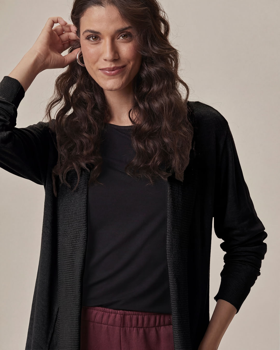 Cardigan Alongado Feminino Em Tricô