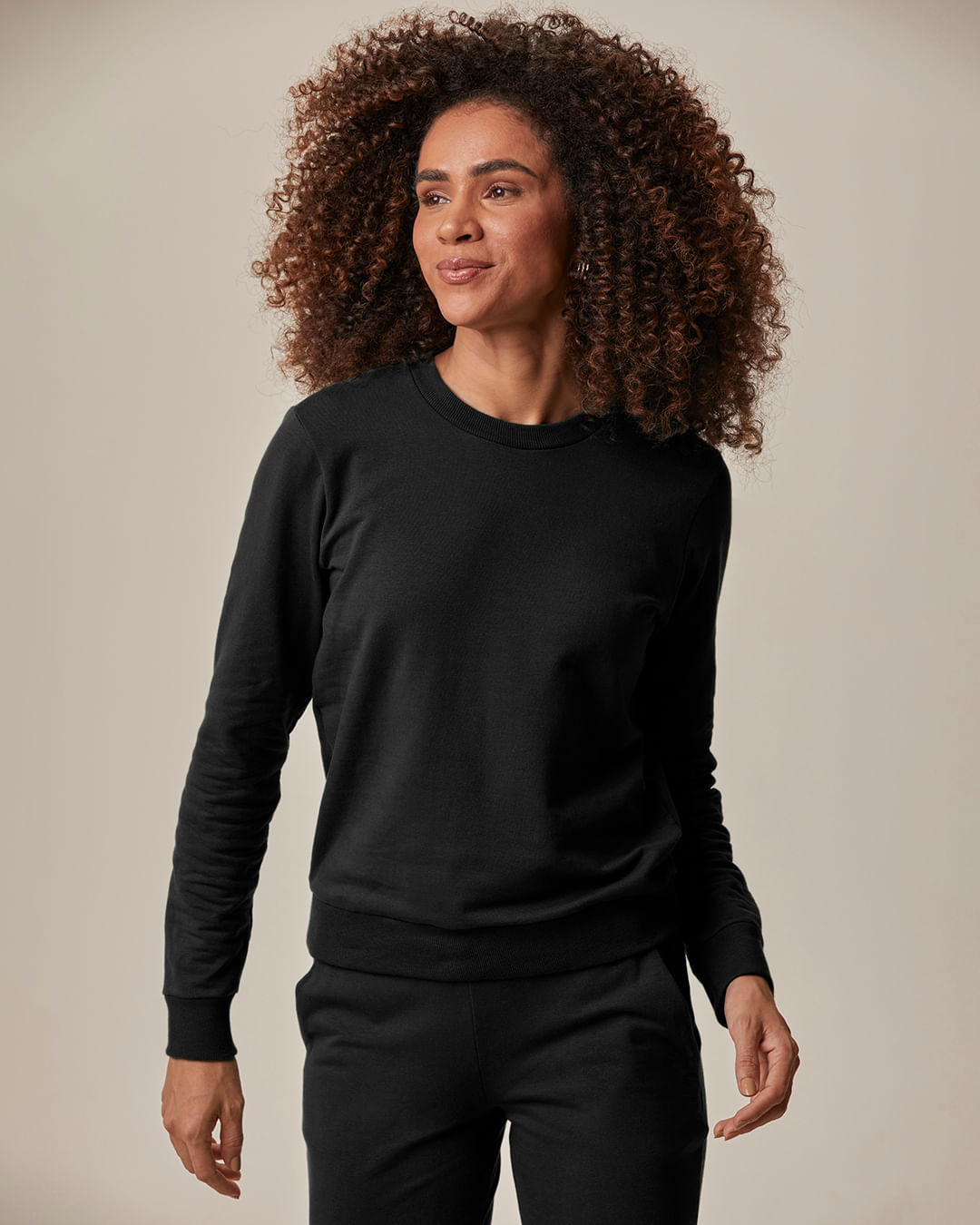 Blusão Básico Feminino Decote Redondo Em Moletom Stretch Flanelado