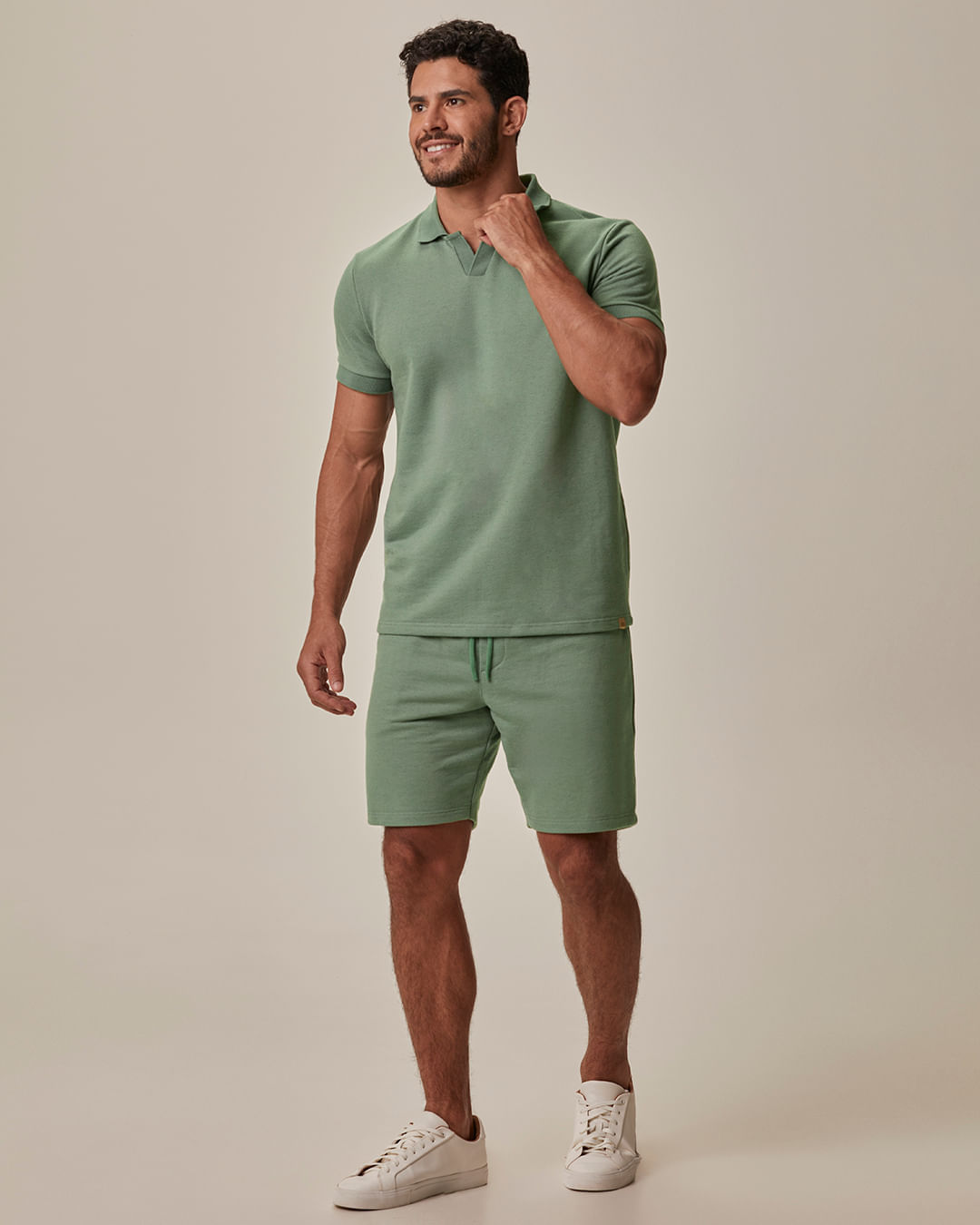 Bermuda Masculina Comfort Cós Elástico Em Moletinho Texturizado
