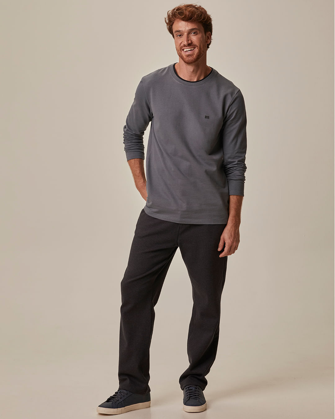 Calça Masculina Slim Bolso Funcional Em Moletom