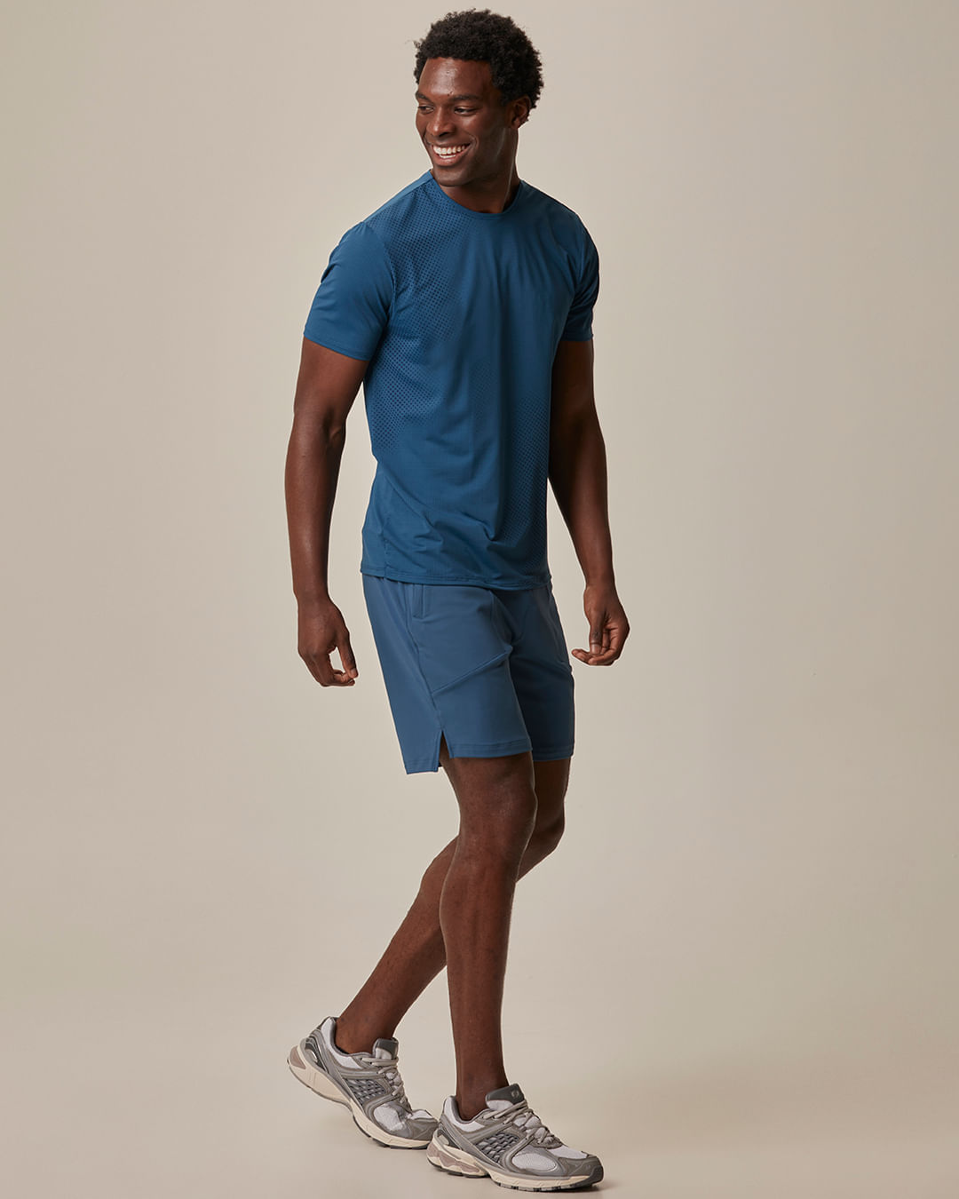 Camiseta Esportiva Masculina Slim  em Malha Proteção UV Malwee Active