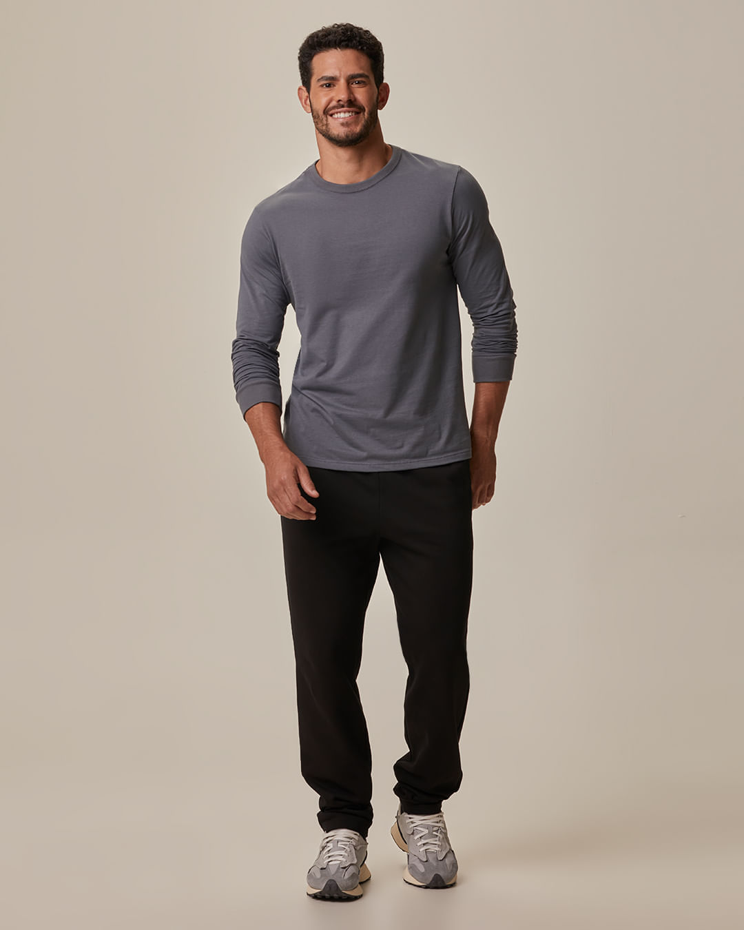 Calça Básica Masculina Bolso Faca Em Moletom Flanelado - Preto - GG