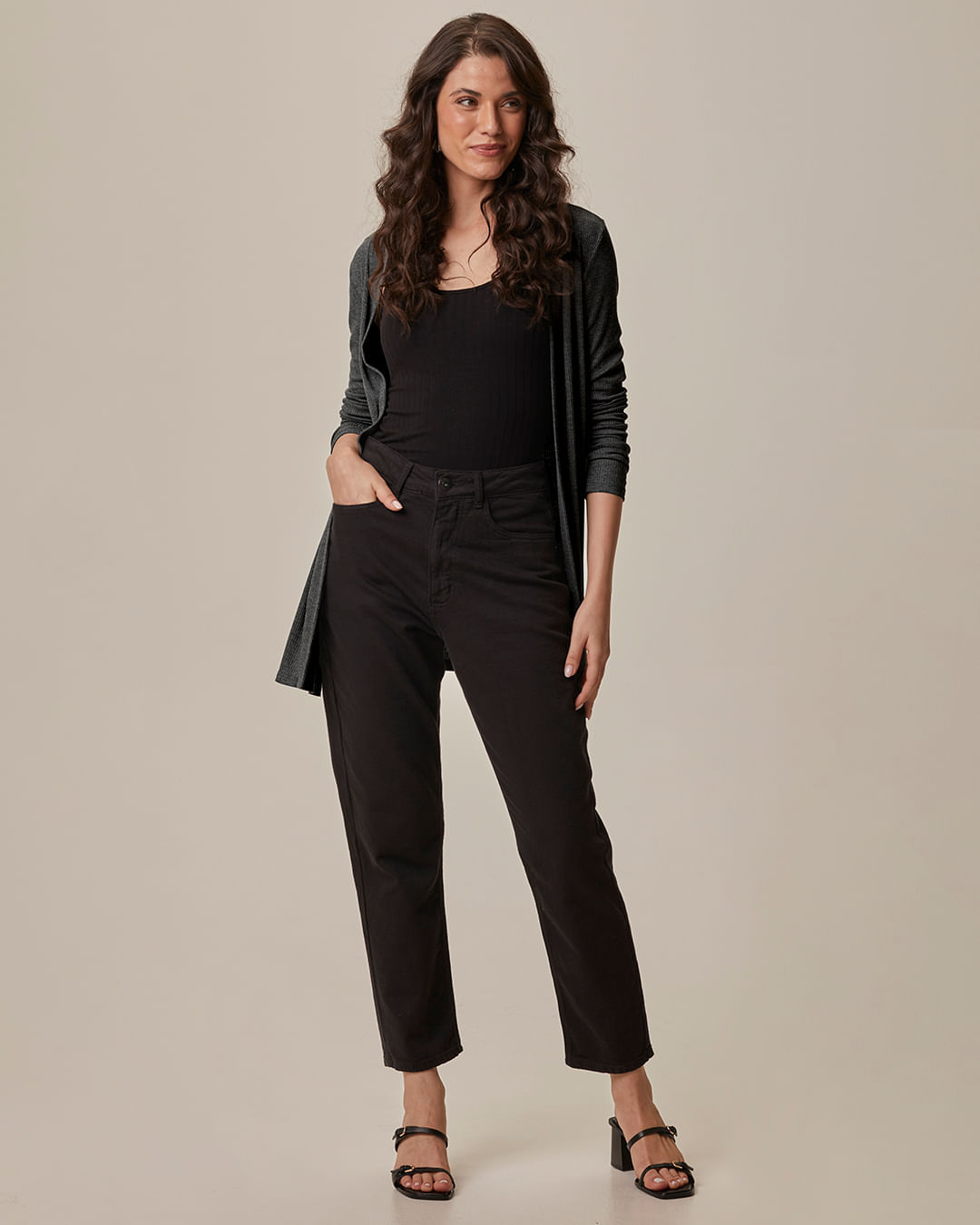 Cardigan Feminino Manga Longa Em Malha Canelada De Viscose