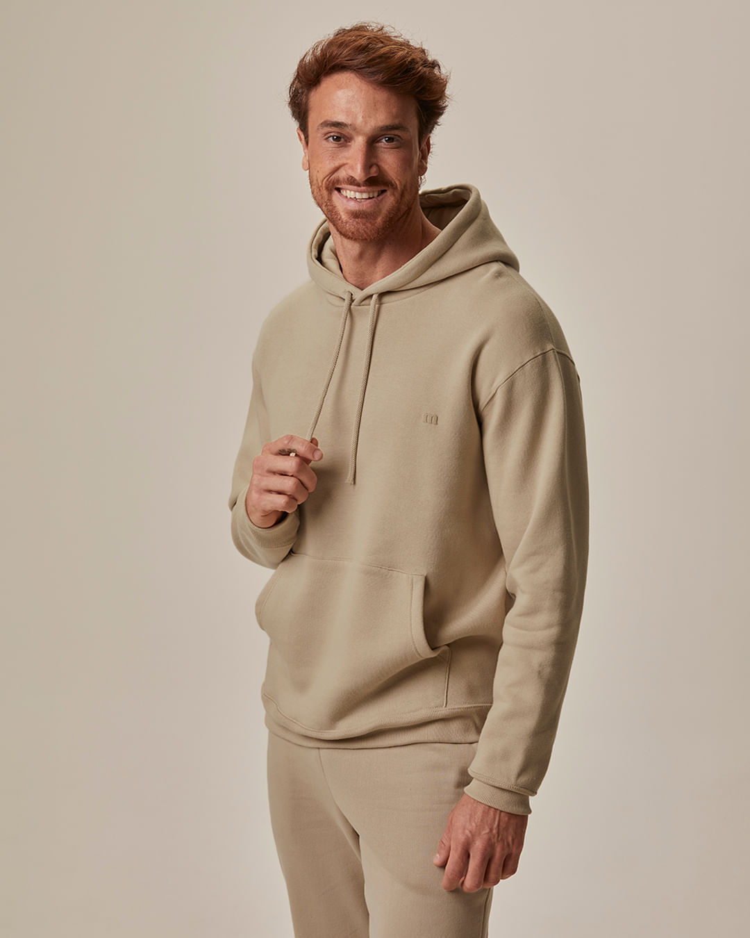 Blusão Masculino Regular Com Capuz Em Moletom Do Abraço