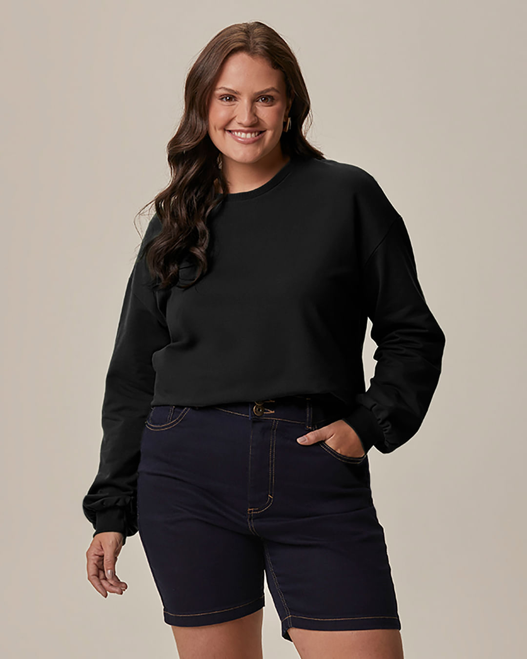 Blusão Básico Feminino Plus Size Decote Redondo Em Moletom Stretch Flanelado