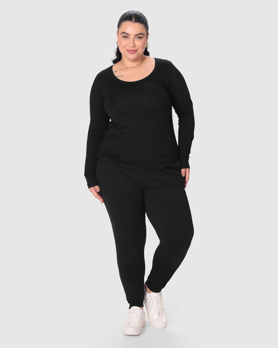 Calça Básica Feminina Plus Size Jogger Em Moletom Stretch Flanelado