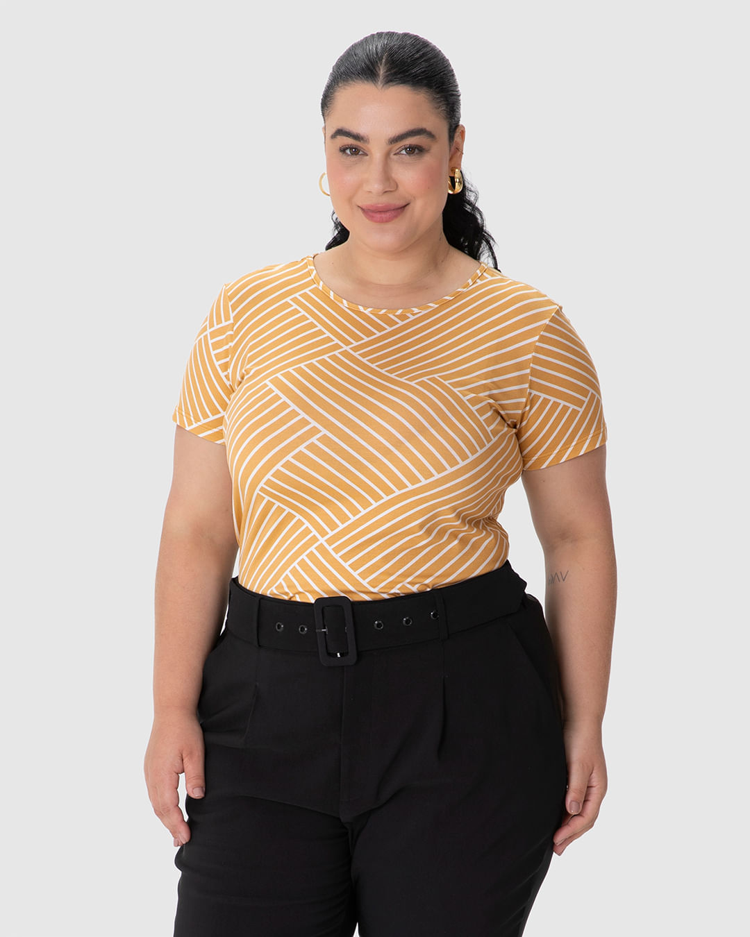 Blusa Feminina Plus Size Estampada Manga Curta Em Viscose Stretch