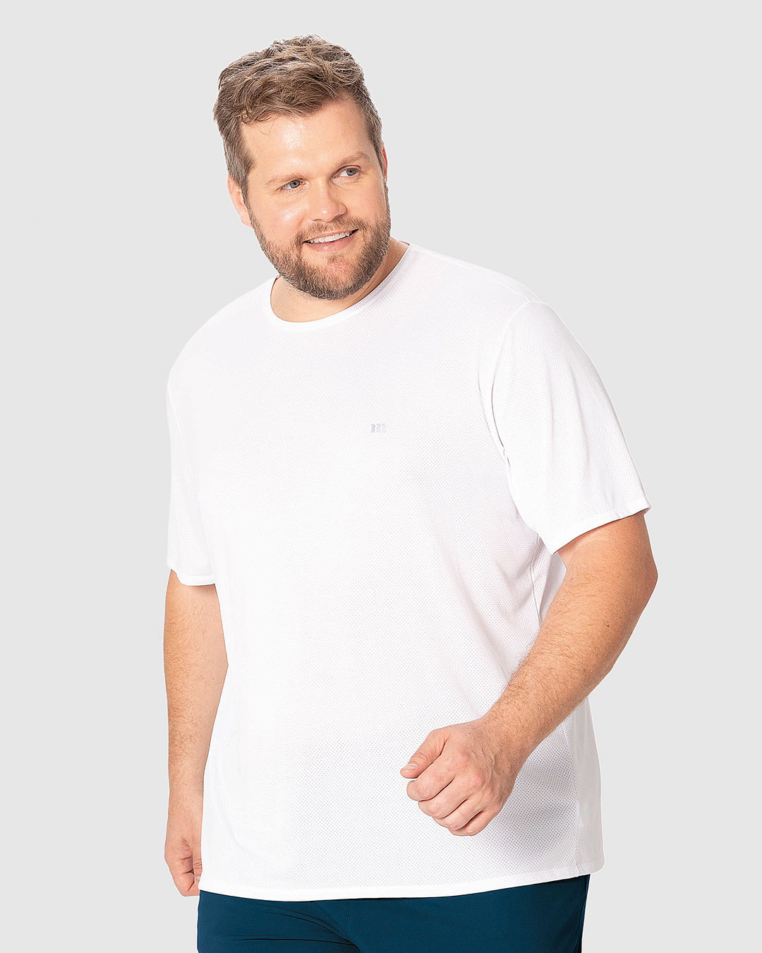 Camiseta Esportiva Masculina Plus Size em Malha Microfuros Dry Malwee Active