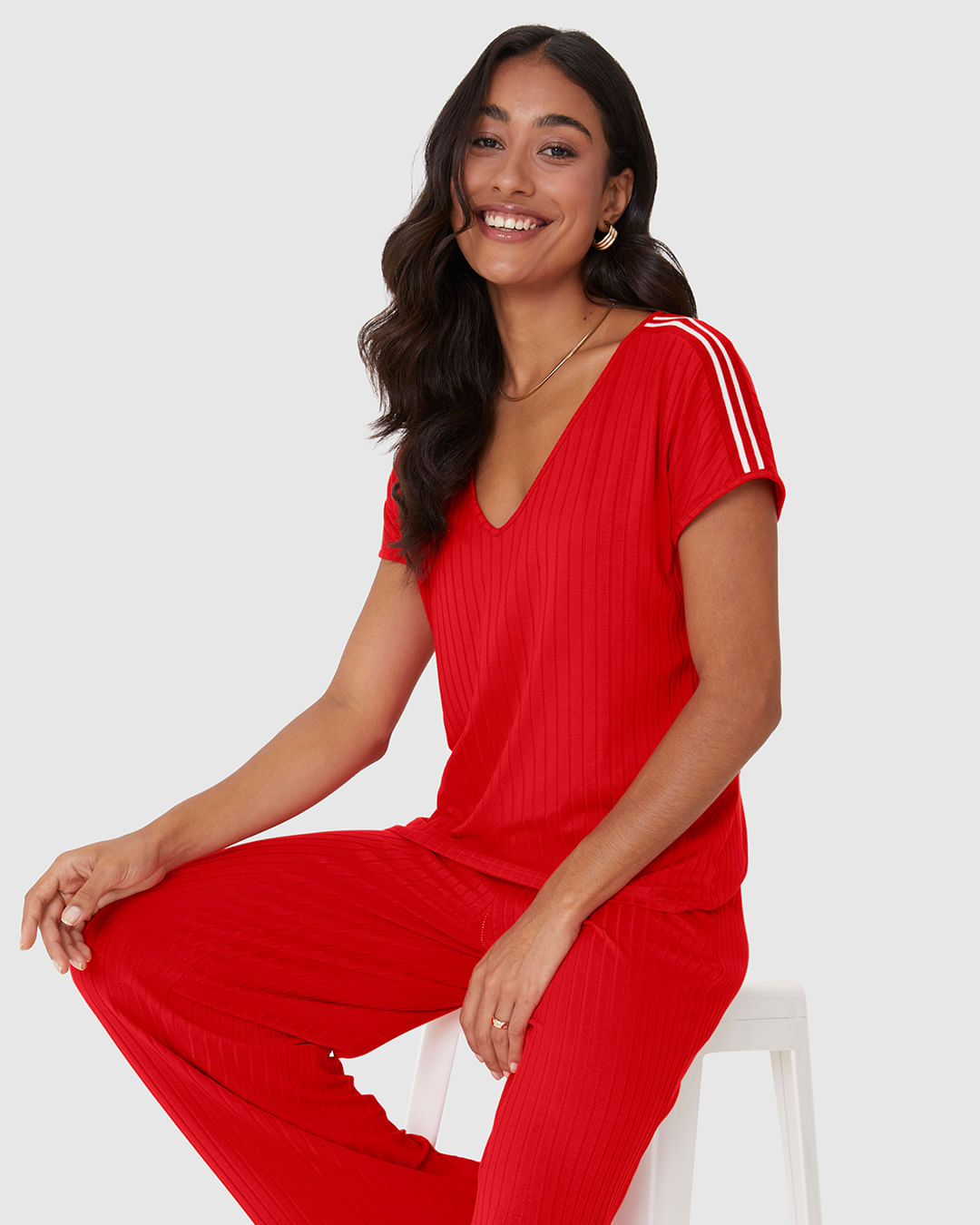 Blusa Feminina Ampla Decote V Detalhe Listrado Ombro Malha Viscose Canelada - Vermelho - GG