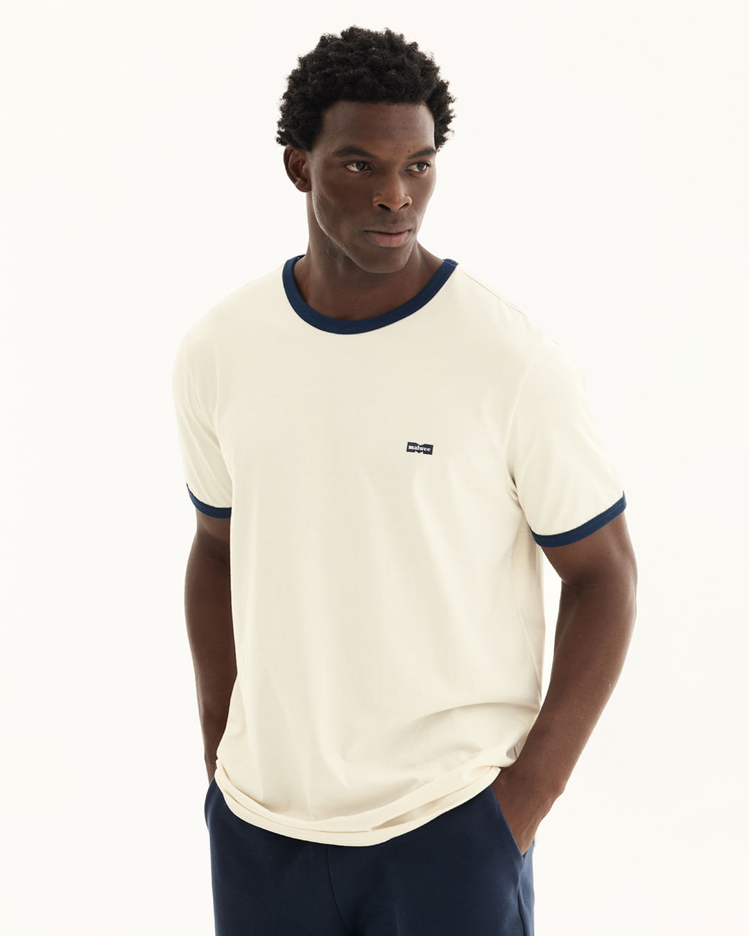 Camiseta Masculina Slim Gola Contraste Em Malha 100% Algodão Original Malwee