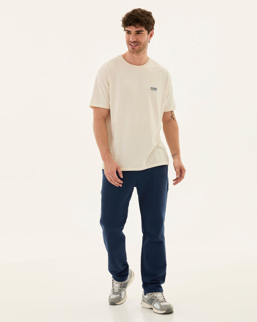 Calça Reta Masculina Bolso Costas Em Moletom Flanelado Original Malwee